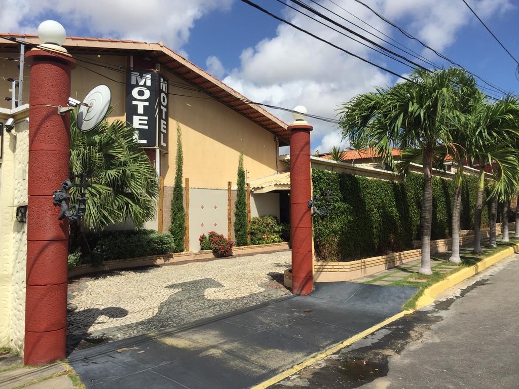 Bali Motel (Adults Only) Fortaleza  Bagian luar foto